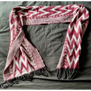 Vanity Reversible Chevron Scarf